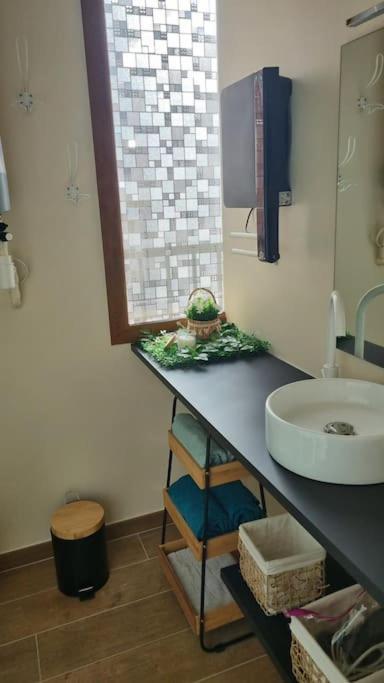 Studio Refait A Neuf Classe 3 Etoiles Châtel-Guyon المظهر الخارجي الصورة